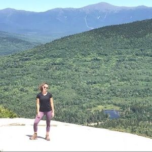 Meet your Posher, Niki